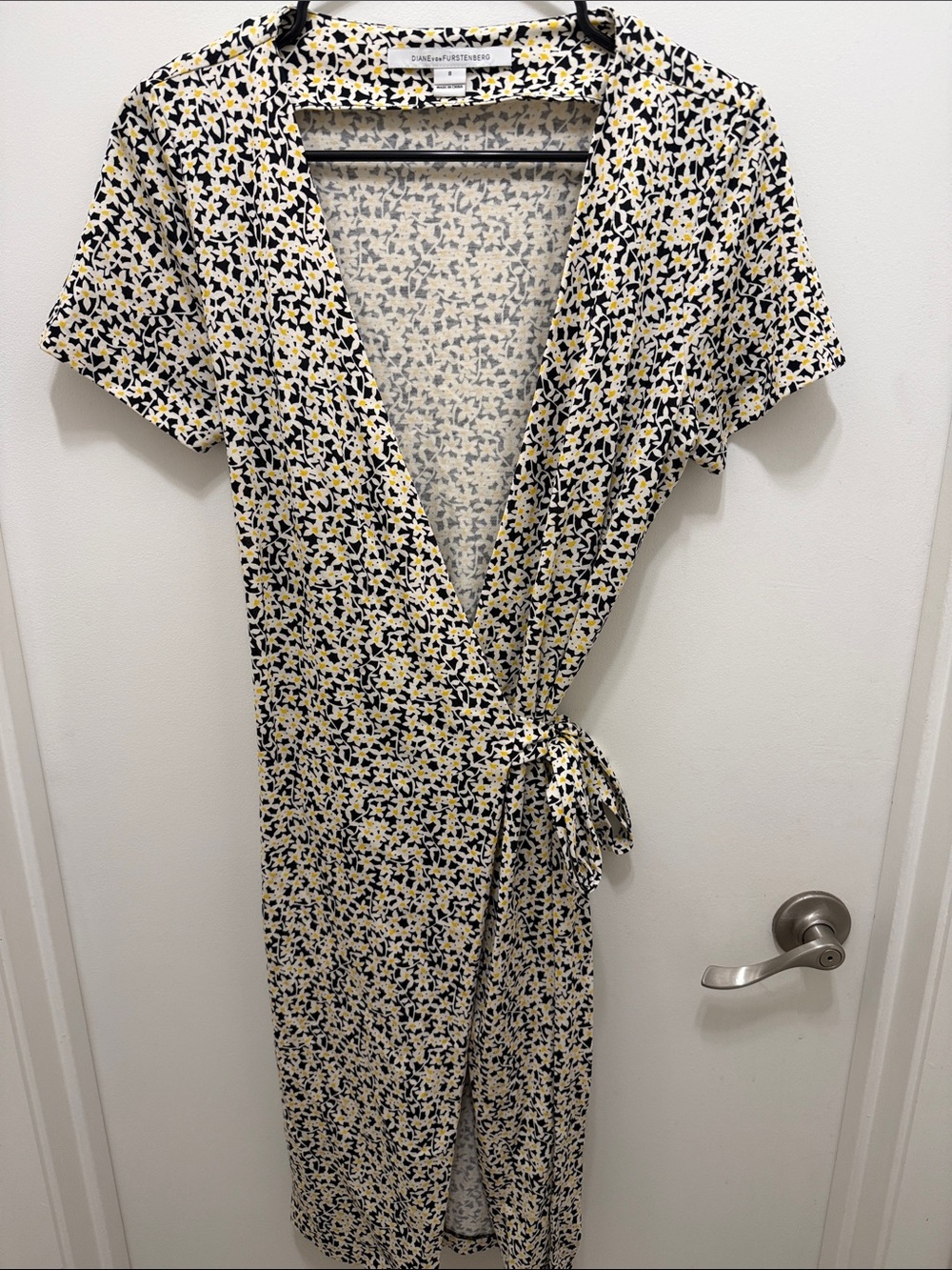 DVF Diane von Furstenberg Daisy Floral Wrap Dress